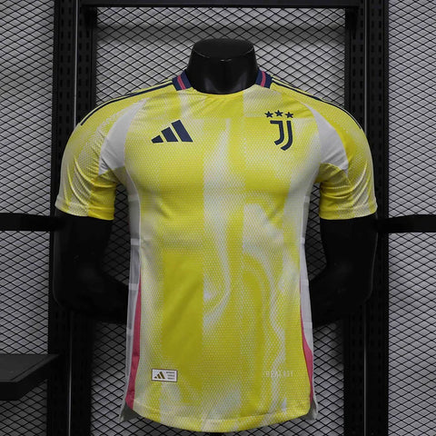 24/25 Juventus Away