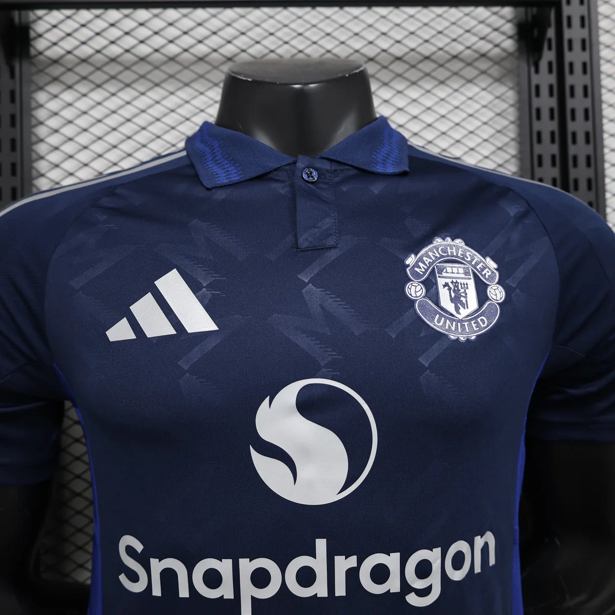 24/25 Manchester United Away