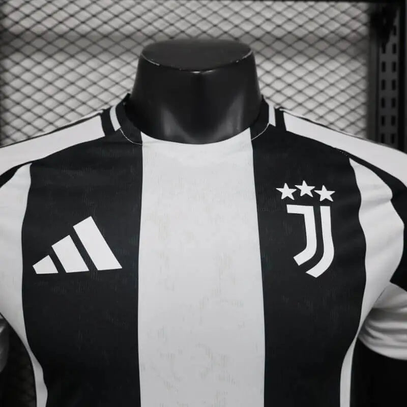 24/25 Juventus Home